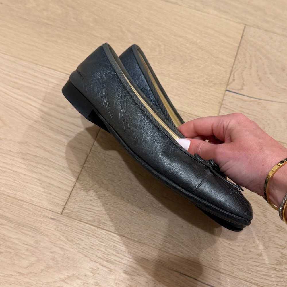 CHANEL Grey Metallic Ballet Flats - Picture 2 of 4